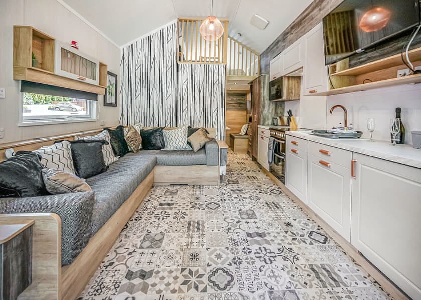 River View Hot Tub S-Pods - Tyndrum Holiday Park, Tyndrum