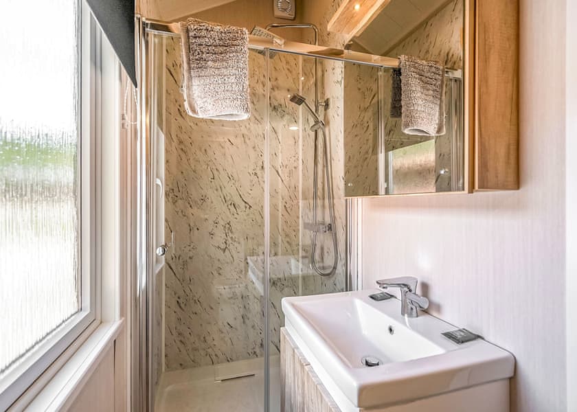 River View Hot Tub S-Pods - Tyndrum Holiday Park, Tyndrum