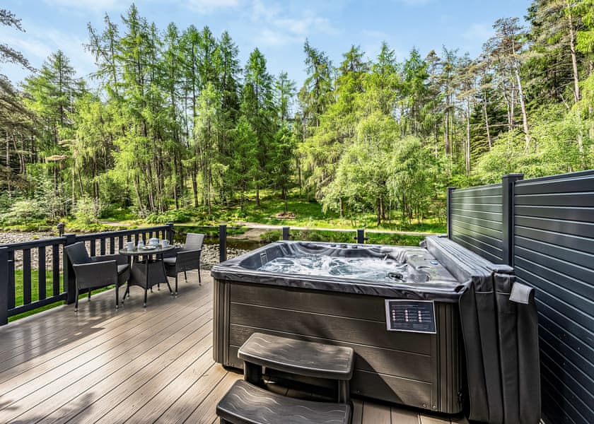 Riverside Hot Tub Pod 5  | Riverside Hot Tub Pod - Tyndrum Holiday Park, Tyndrum