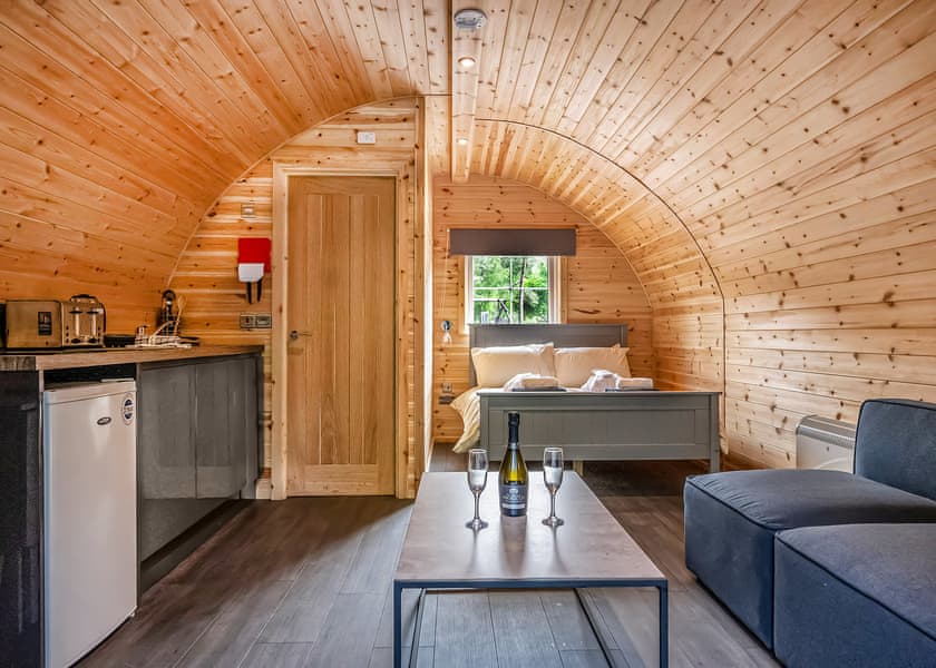 Riverside Hot Tub Pod 5 | Riverside Hot Tub Pod - Tyndrum Holiday Park, Tyndrum