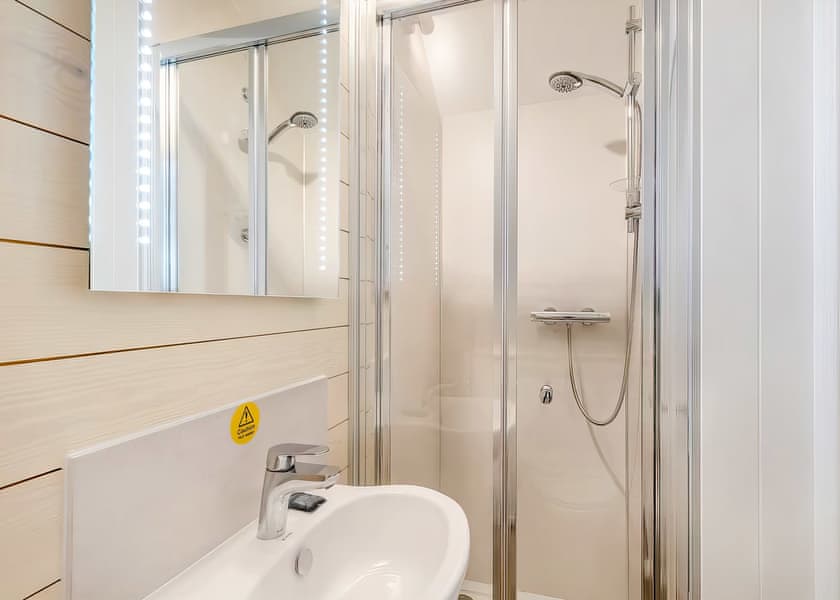 Riverside Hot Tub Pod 4 | Riverside Hot Tub Pod - Tyndrum Holiday Park, Tyndrum