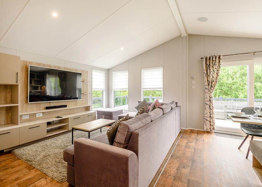 Platinum Lodge (Pet) - Grange Leisure Park, Mablethorpe