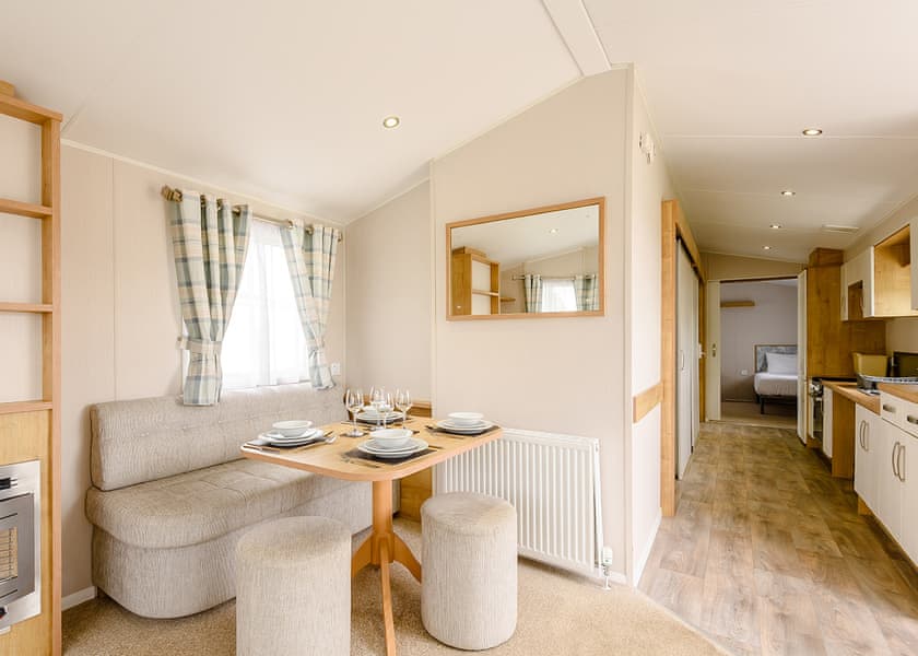 Silver 6 WCF Caravan Pet Friendly - Grange Leisure Park, Mablethorpe