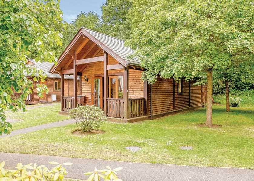 Cobbett Traditional Premier - Tilford Woods Lodge Retreat, Tilford, Farnham