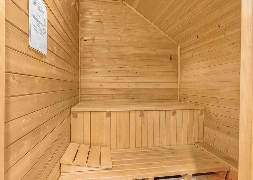 Cobbett Traditional Premier - Tilford Woods Lodge Retreat, Tilford, Farnham