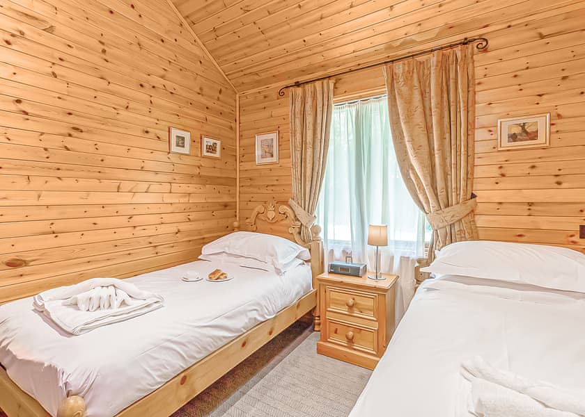 Hawthorn Lodge - Tilford Woods Lodge Retreat, Tilford, Farnham