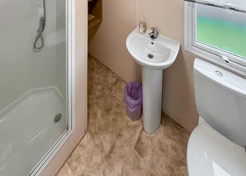 Three Bedroom Standard - Three Lochs Holiday Park, Newton Stuart