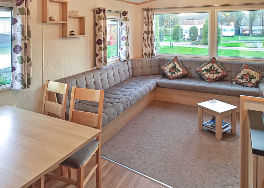 Tollerton Silver Caravan