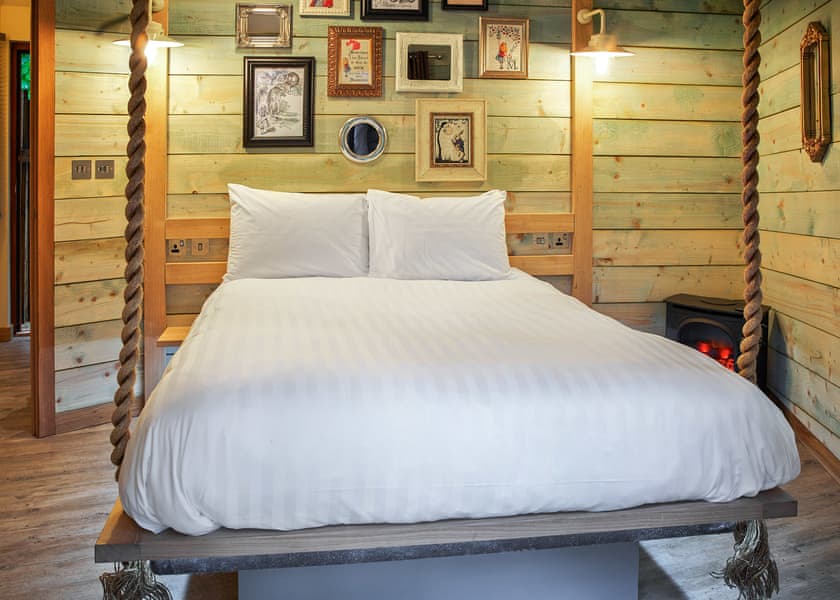 Golden Oak Treehouse, Golden Oak Treehouse - Thorpe Forest Lodges, Thetford Forest