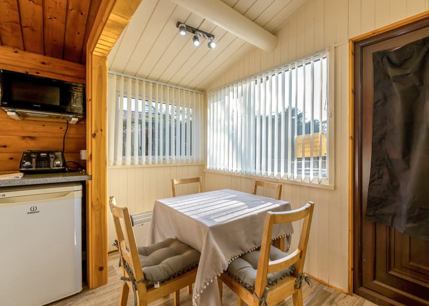 Cabin 271 - Trawsfynydd Leisure Village, Blaenau Ffestiniog