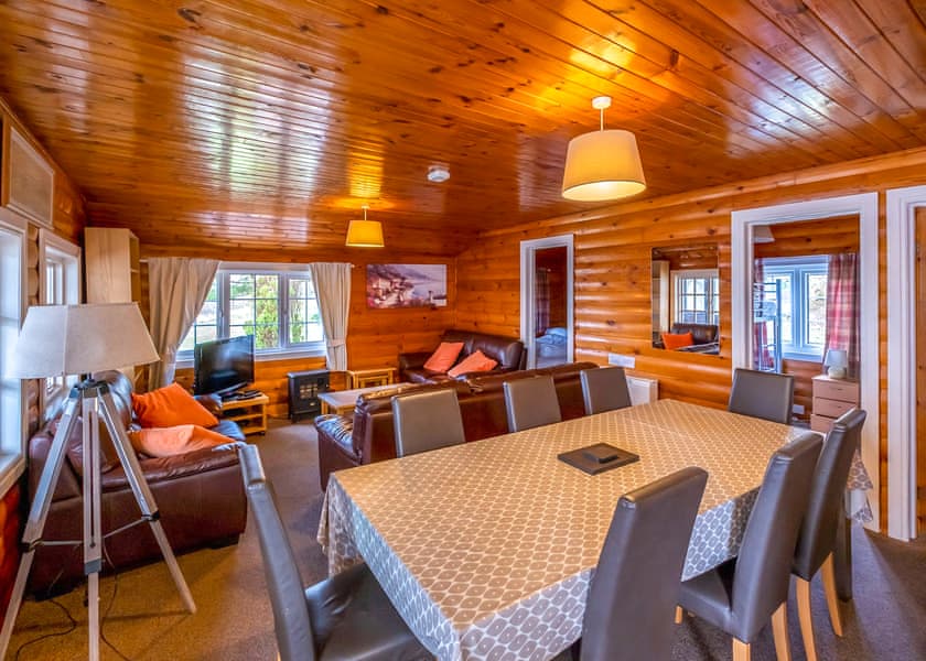 Cabin 145 - Trawsfynydd Leisure Village, Blaenau Ffestiniog