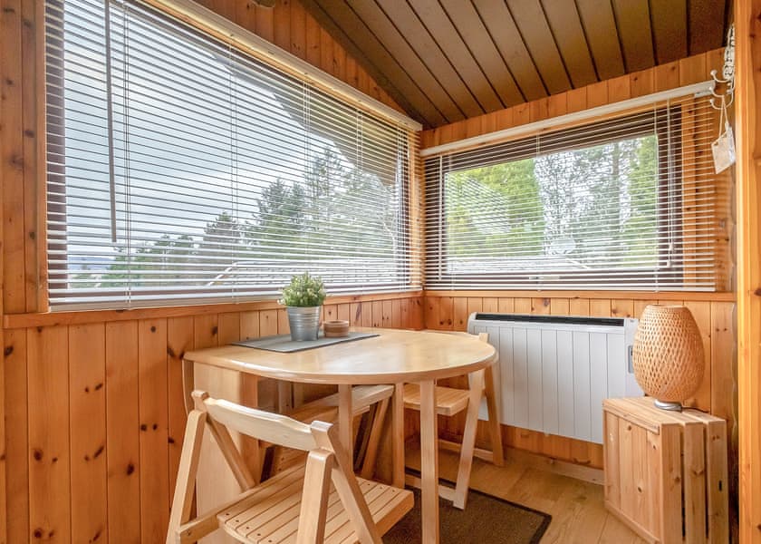 Cabin 15 - Trawsfynydd Leisure Village, Blaenau Ffestiniog