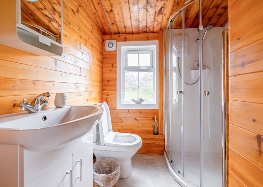 Cabin 15 - Trawsfynydd Leisure Village, Blaenau Ffestiniog