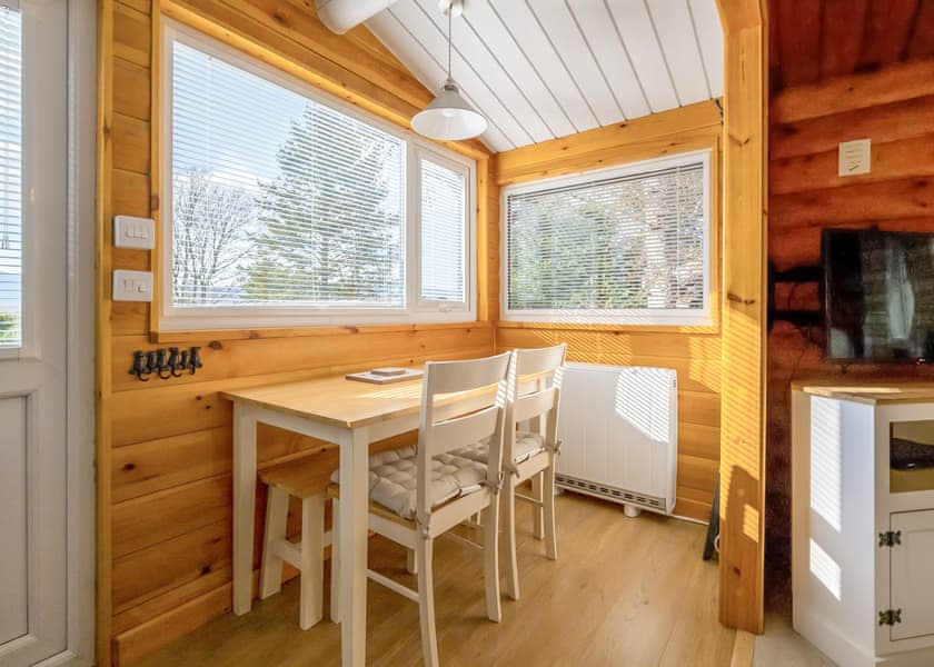 Cabin 251 - Trawsfynydd Leisure Village, Blaenau Ffestiniog