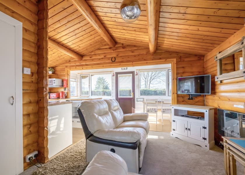 Cabin 254 - Trawsfynydd Leisure Village, Blaenau Ffestiniog