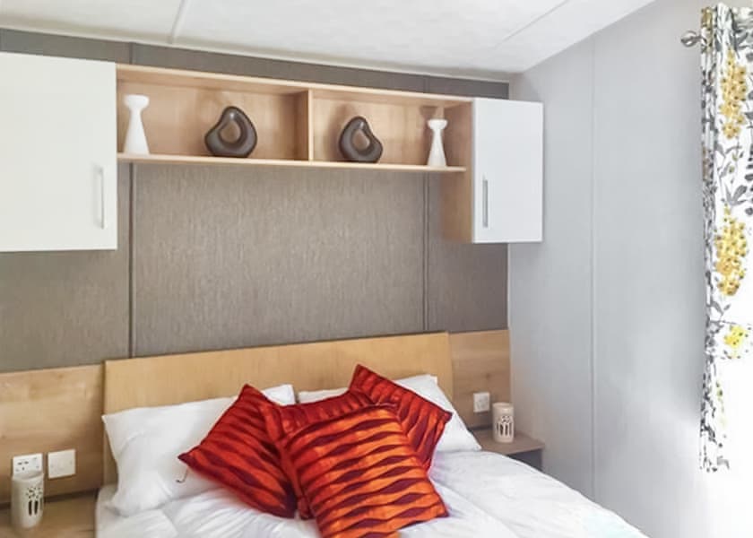 2 Bed Silver Plus Caravan - Trelawne Manor, Looe