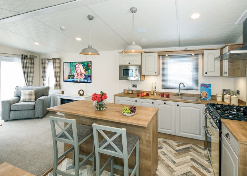 2 Bedroom Platinum Plus Caravan Exclusive - Trelawne Manor, Looe