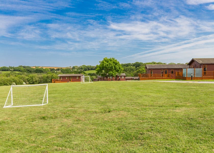Meadow Lakes Holiday Park, Nr St Austell