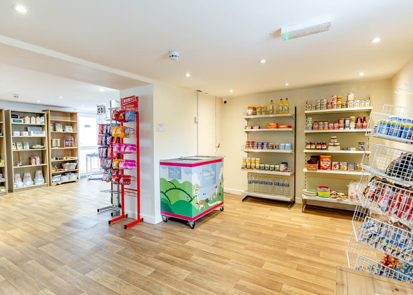 Meadow Lakes Holiday Park, Nr St Austell