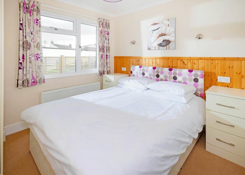 Primrose Lodge 2 - Meadow Lakes Holiday Park, Nr St Austell