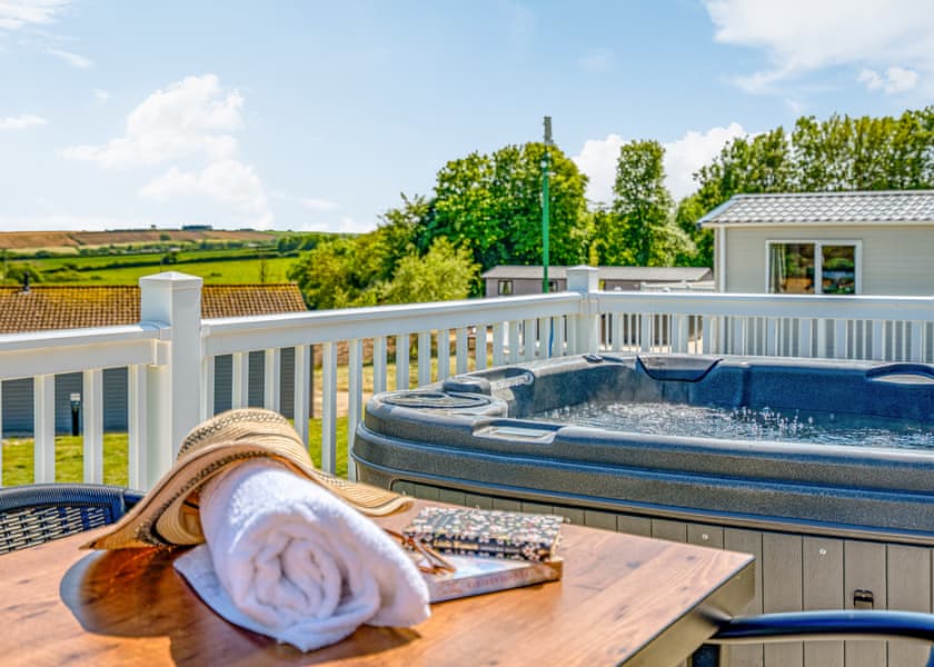 Kingfisher - Meadow Lakes Holiday Park, Nr St Austell