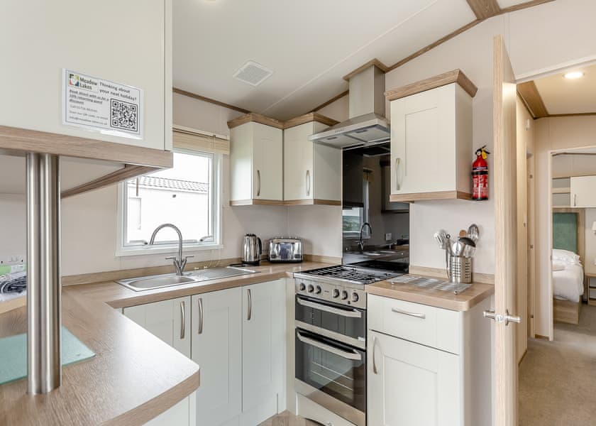 Kingfisher - Meadow Lakes Holiday Park, Nr St Austell