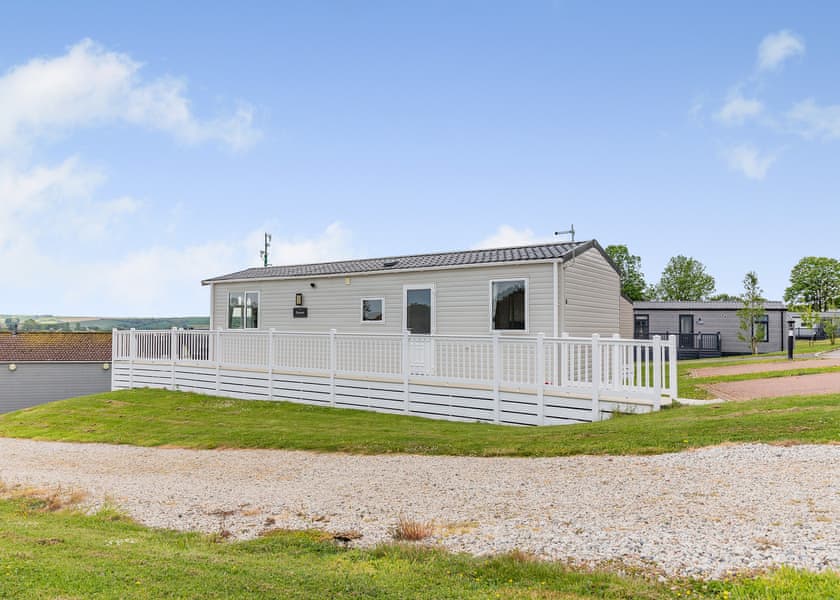 Kingfisher Accessible - Meadow Lakes Holiday Park, Nr St Austell