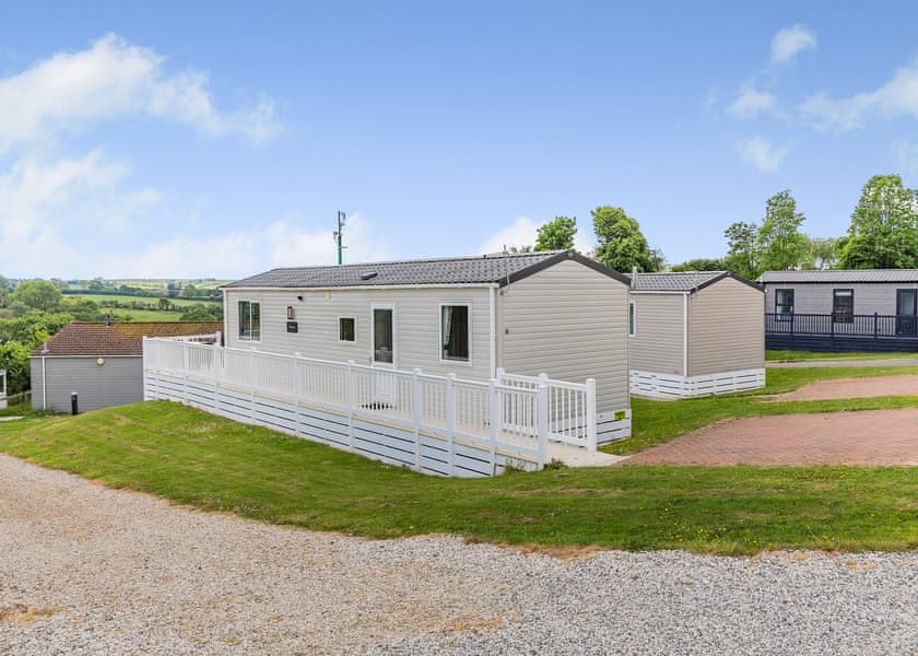 Kingfisher Accessible - Meadow Lakes Holiday Park, Nr St Austell