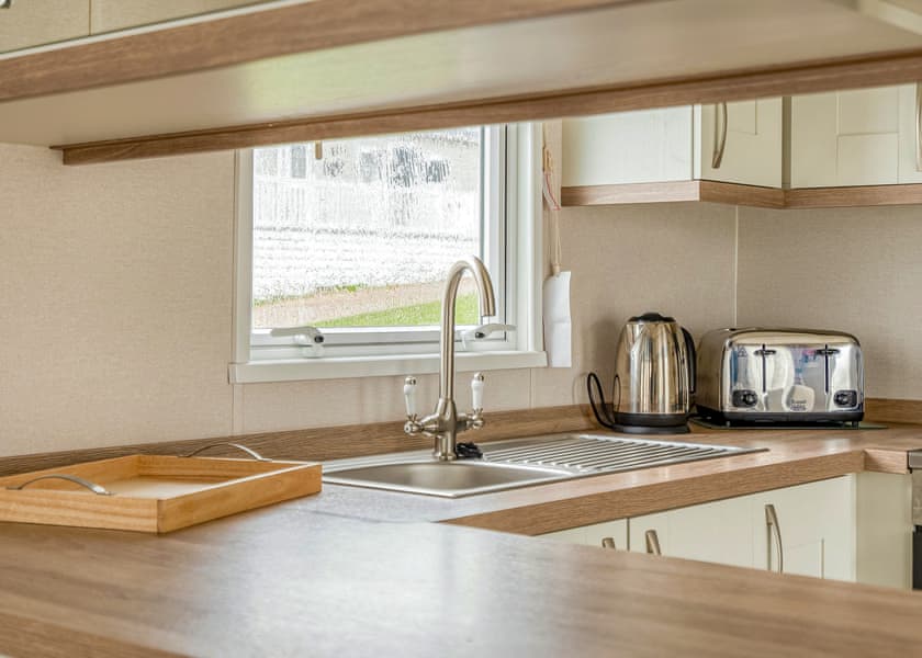 Kingfisher Pet - Meadow Lakes Holiday Park, Nr St Austell