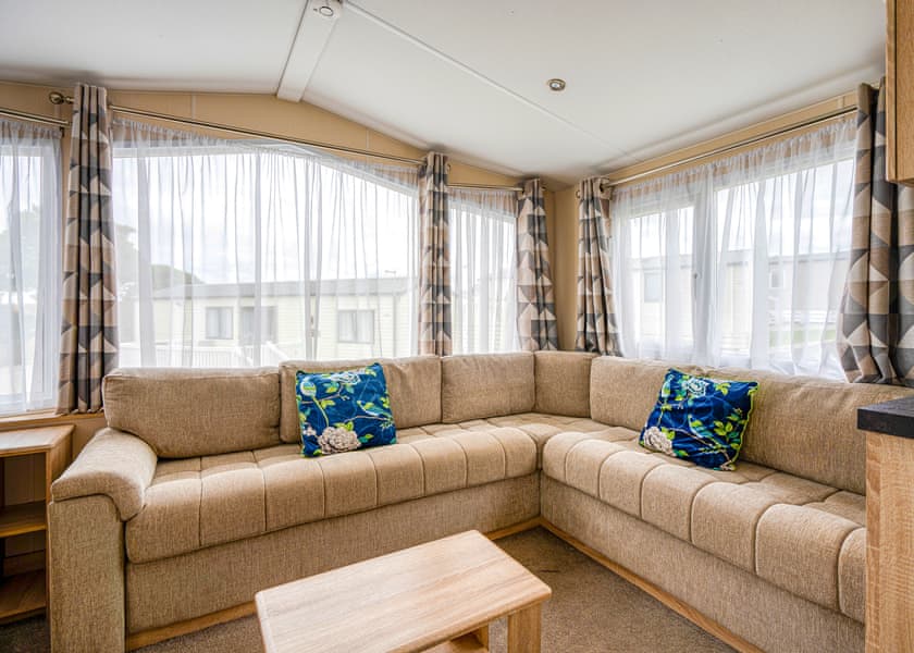 Finch Pet - Meadow Lakes Holiday Park, Nr St Austell