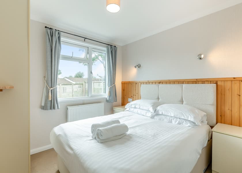 Primrose Lodge 3 - Meadow Lakes Holiday Park, Nr St Austell