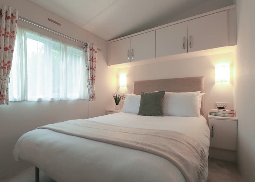 Superior 2 Bedroom with Hot Tub - Tregoad Holiday Park, Looe