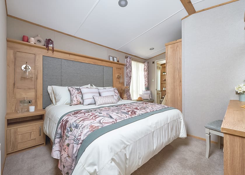 Signature 2 Bedroom - Tregoad Holiday Park, Looe