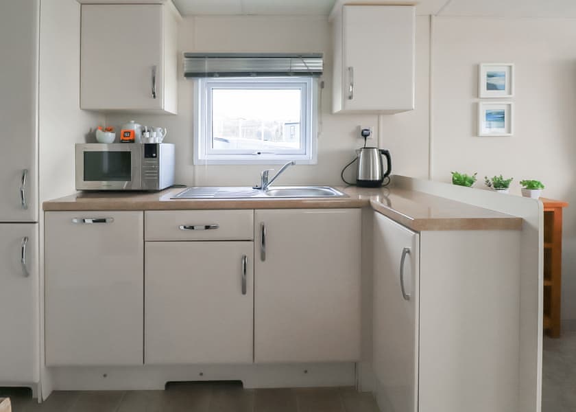 Superior 2 Bedroom with Hot Tub (Dog Friendly) - Tregoad Holiday Park, Looe