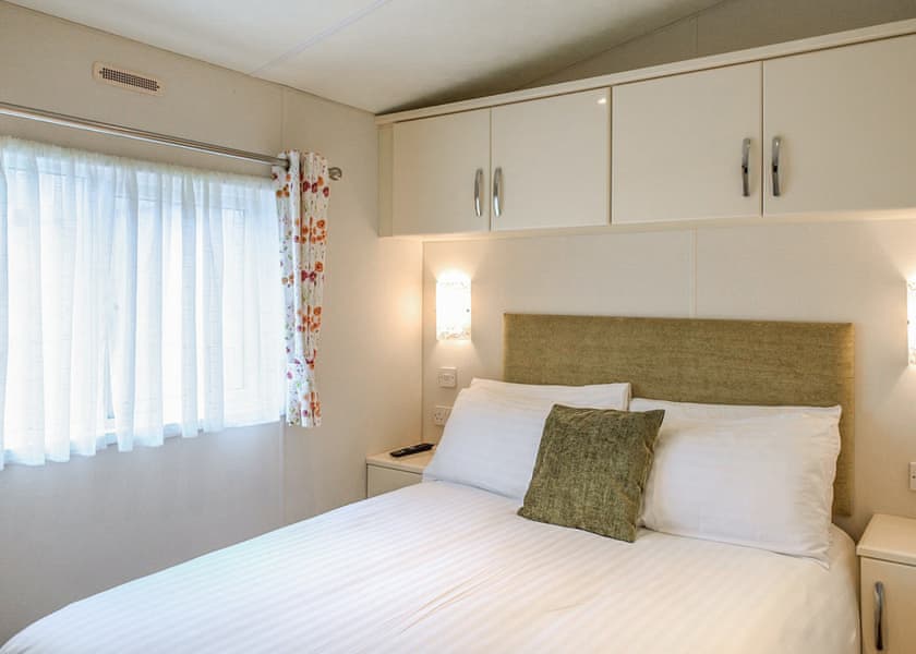 Superior 2 Bedroom with Hot Tub (Dog Friendly) - Tregoad Holiday Park, Looe