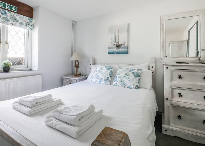 Imagery not representative of all grades | Kingfisher Cottage 6 Bedroom - Tregoad Holiday Park, Looe