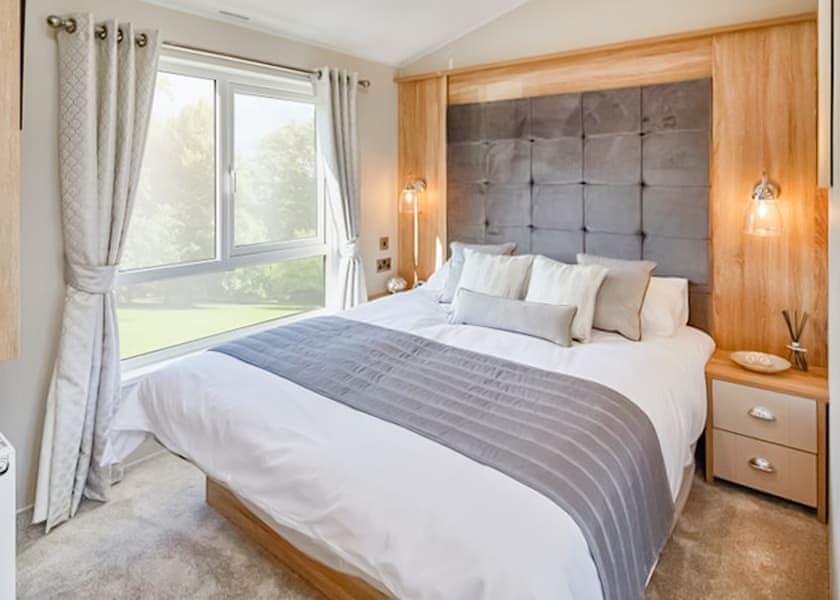 Signature 2 Bedroom with Hot Tub - Tregoad Holiday Park, Looe