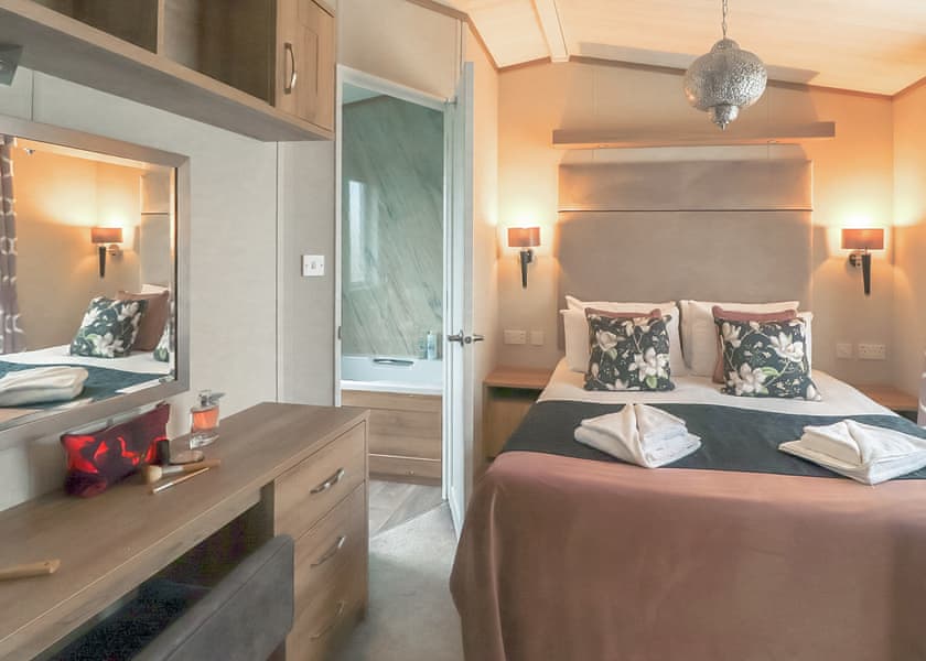 Signature 3 - Tregoad Holiday Park, Looe