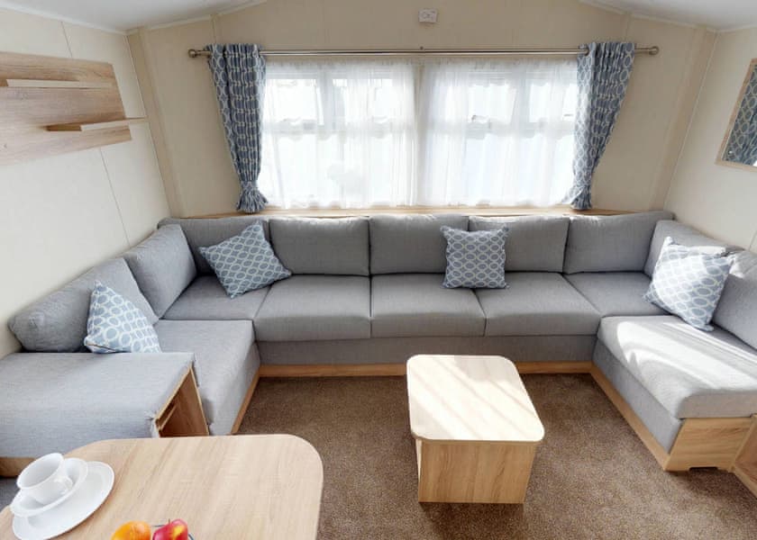 Gold  2 Caravan (Pet Friendly) - Trevella Holiday Park, Crantock, Newquay