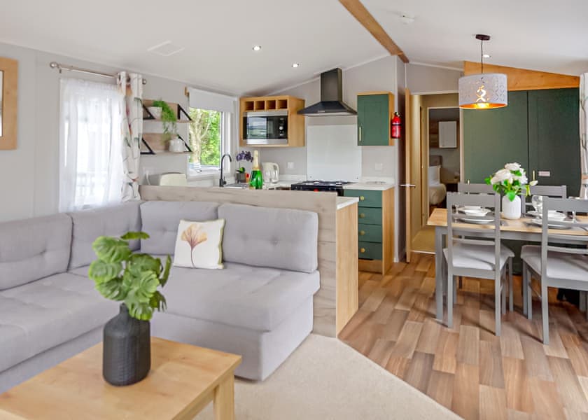 Hideaway Retreat Hot Tub - Trelay Hideaway Holiday Park, Pelynt, near Looe and Polperro