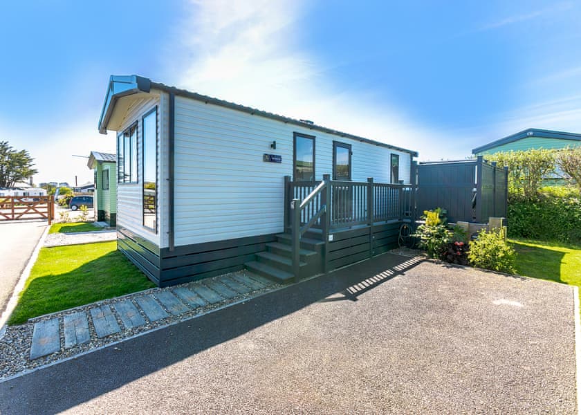 Hideaway Signature Pet Friendly Hot Tub - Trelay Hideaway Holiday Park, Pelynt, near Looe and Polperro