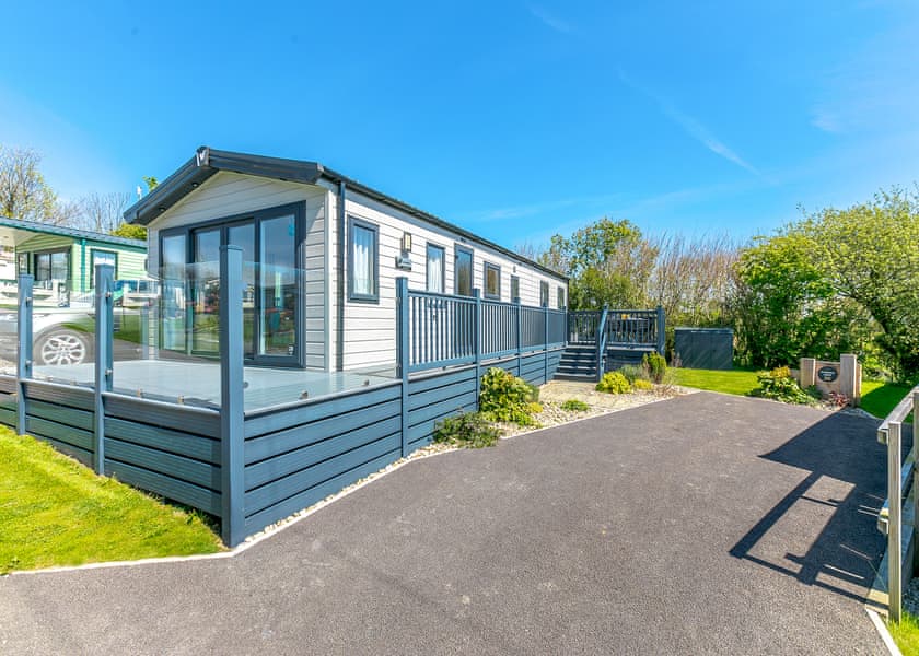Hideaway Premier Luxury Pet Friendly - Trelay Hideaway Holiday Park, Pelynt, near Looe and Polperro