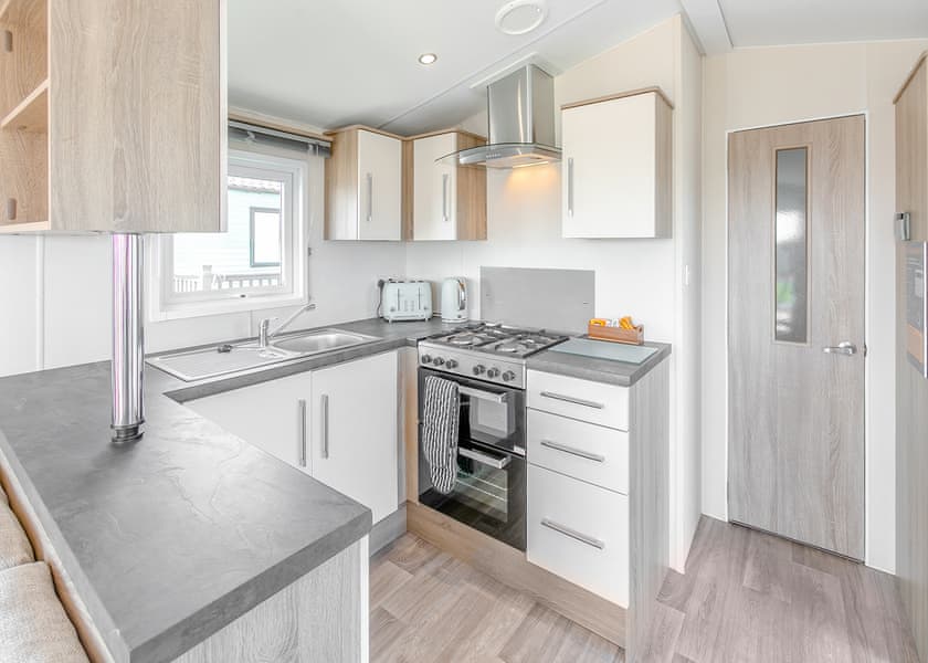 Hideaway Retreat 3 Bed with Decking - Trelay Hideaway Holiday Park, Pelynt, near Looe and Polperro