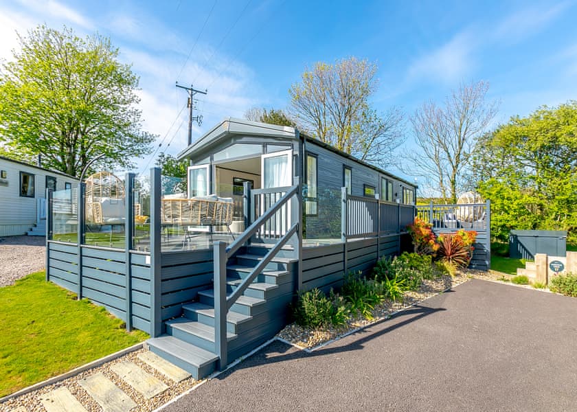 Hideaway Premier Luxury - Trelay Hideaway Holiday Park, Pelynt, near Looe and Polperro
