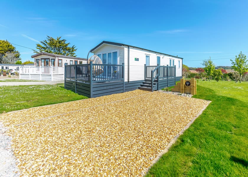 Hideaway Retreat 3 bed with Decking (Pet) - Trelay Hideaway Holiday Park, Pelynt, near Looe and Polperro