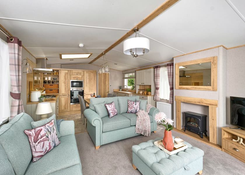 Hideaway Club 2 bed – Alfresco Grill & Chill - Trelay Hideaway Holiday Park, Pelynt, near Looe and Polperro