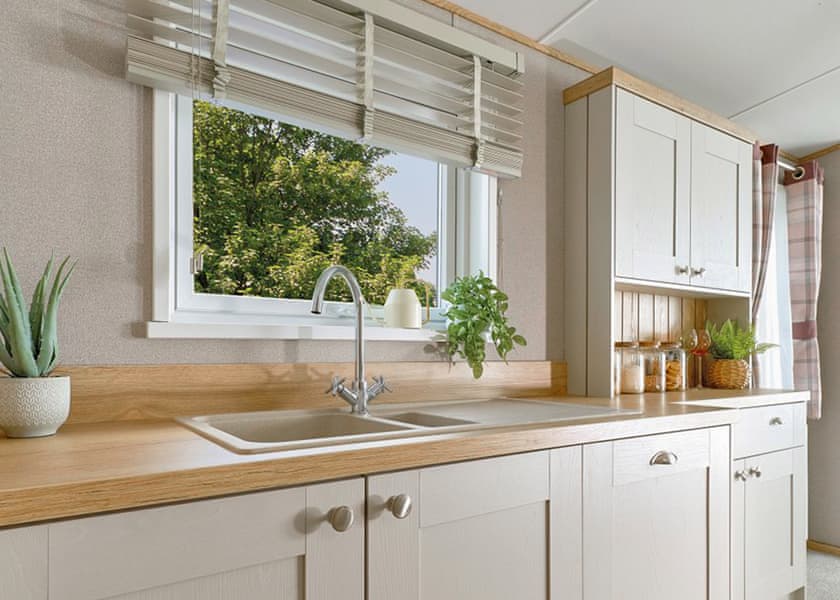 Hideaway Club 2 bed – Alfresco Grill & Chill - Trelay Hideaway Holiday Park, Pelynt, near Looe and Polperro