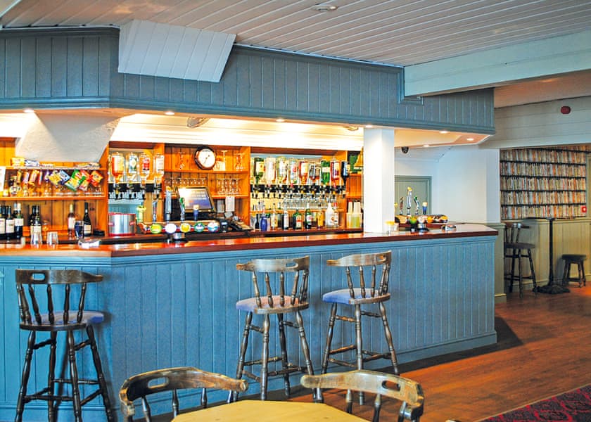 Bar | Trevornick Holiday Park, Holywell Bay