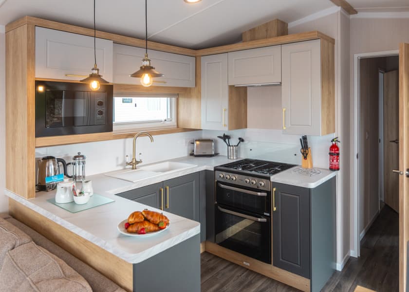 Diamond Elegance - Trevornick Holiday Park, Holywell Bay