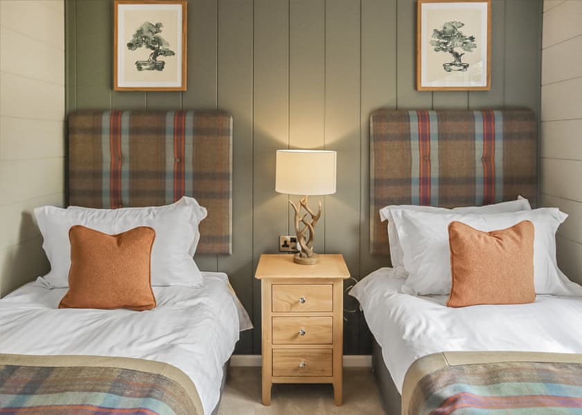 Hunters Lodge - Thirlestane Woodland Lodges, Lauder